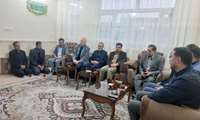 دیدار مسئولان وزارت بهداشت و دانشگاه علوم پزشکی زنجان با خانواده شهید علی رستم‌خانی